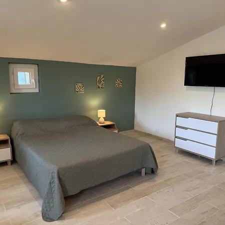 Des Baux Bed & Breakfast Bédoin